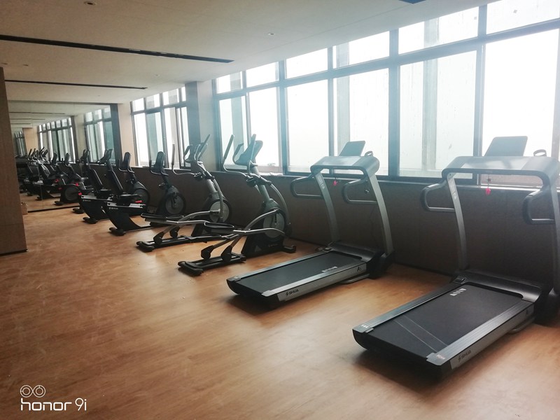 企事业单位健身房|房地产社区健身房-广西快盈VIII体育健身器材有限公司