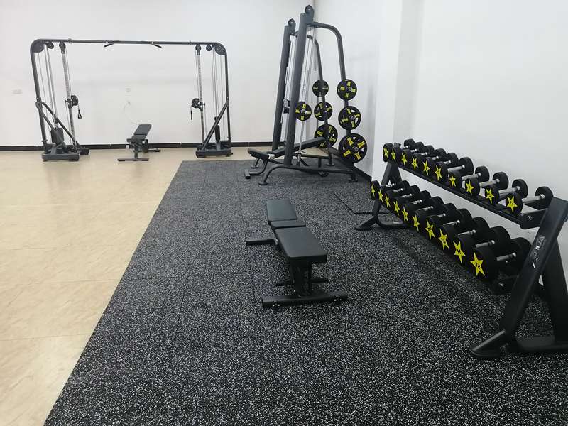 企事业单位健身房器材,单位职工健身房器材-广西快盈VIII体育健身器材有限公司